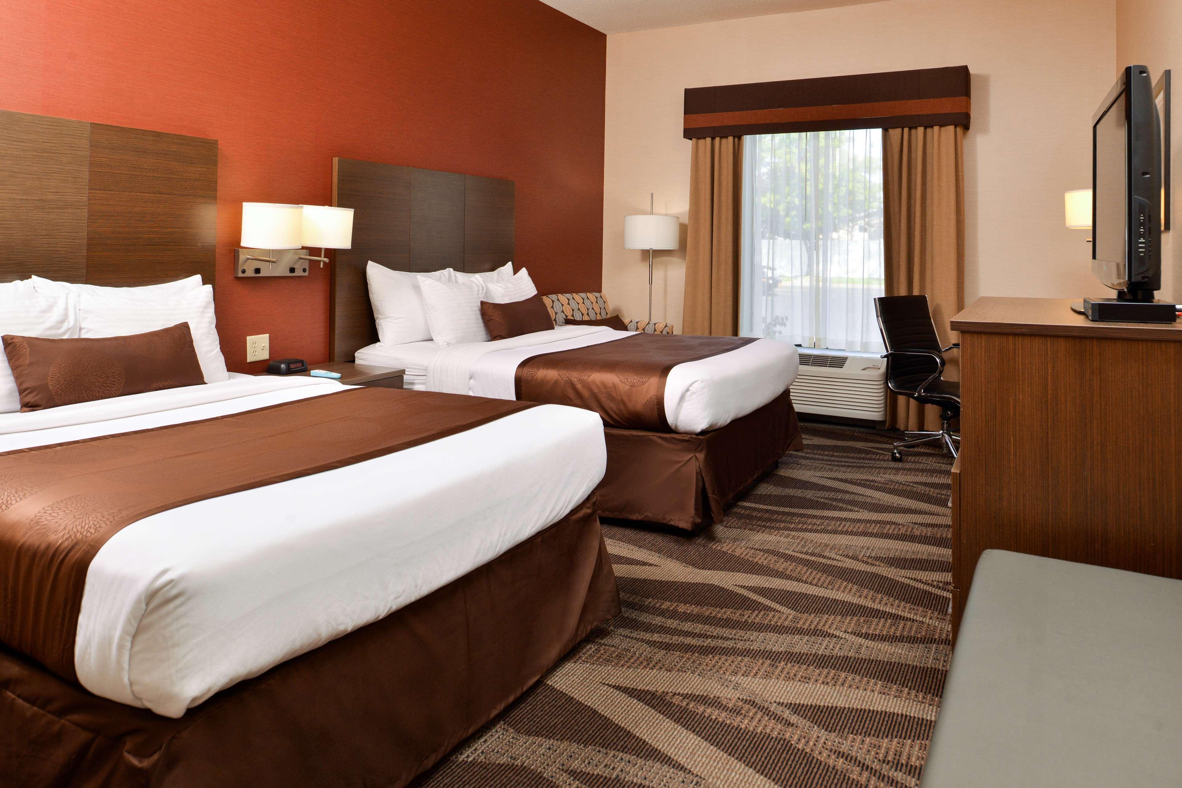 Best Western Plus University Inn Olean Exteriör bild