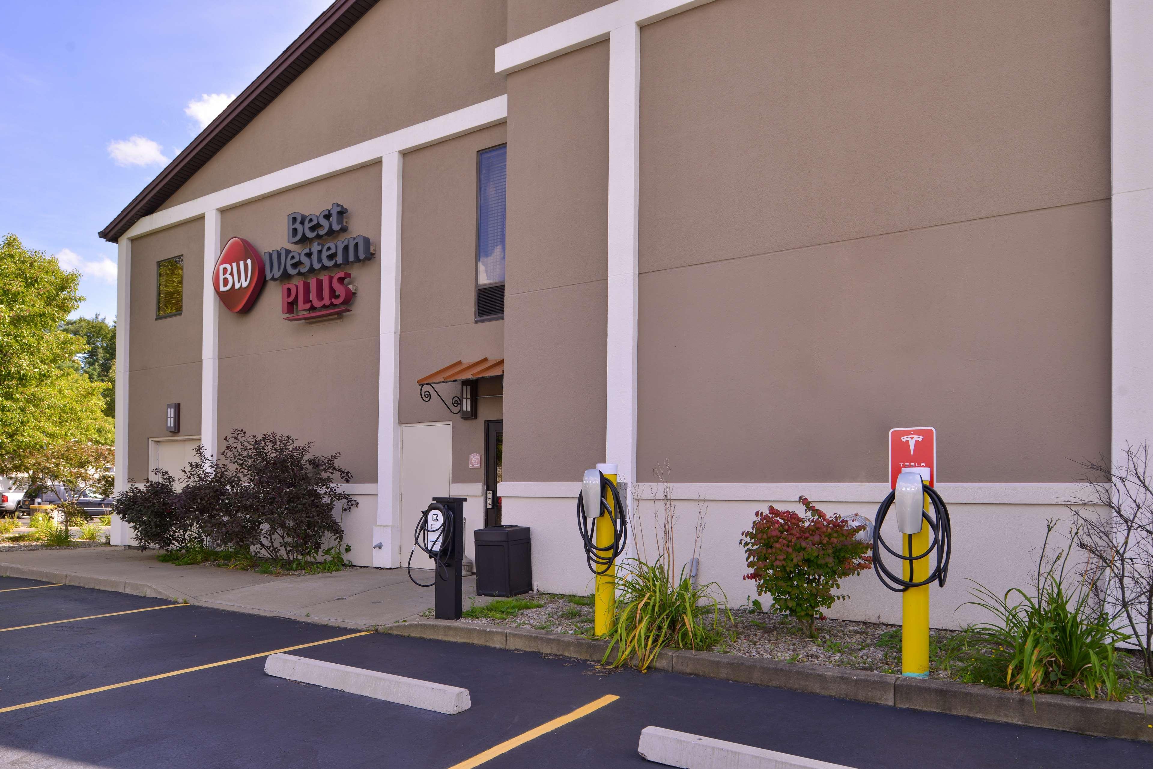 Best Western Plus University Inn Olean Exteriör bild